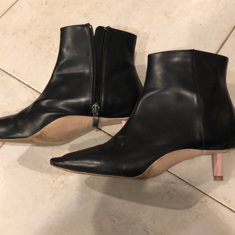 Zara peg-heeled booties!